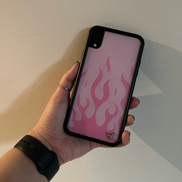 Wildflowers Accessories - Wildflower iPhone XR case - Pink Flames 💓💓